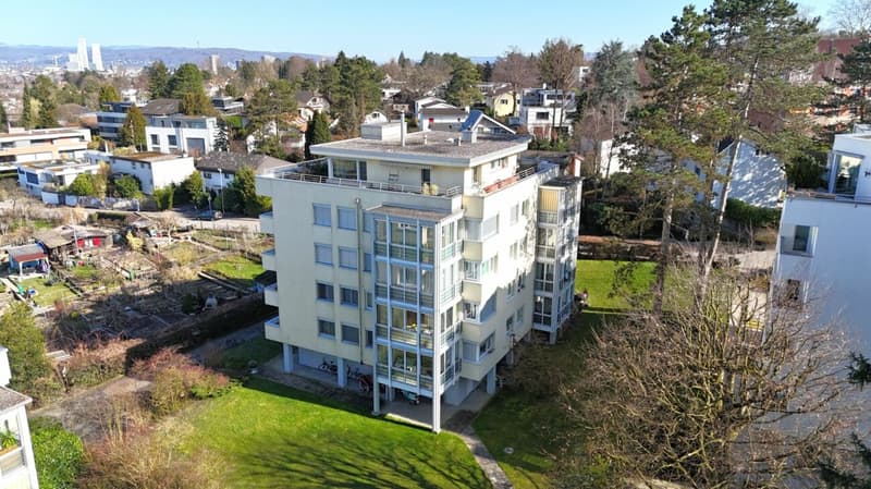 Helle 4.5-Zimmerwohnung in Binningen (16)
