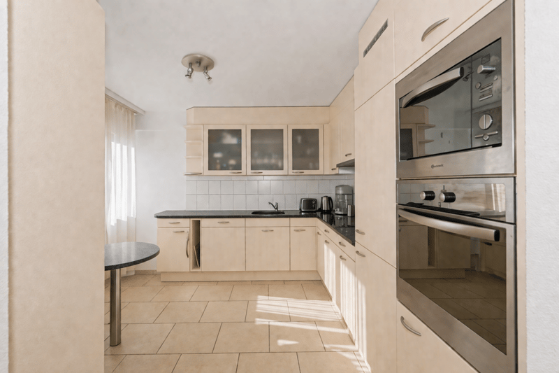 Helle 4.5-Zimmerwohnung in Binningen (6)