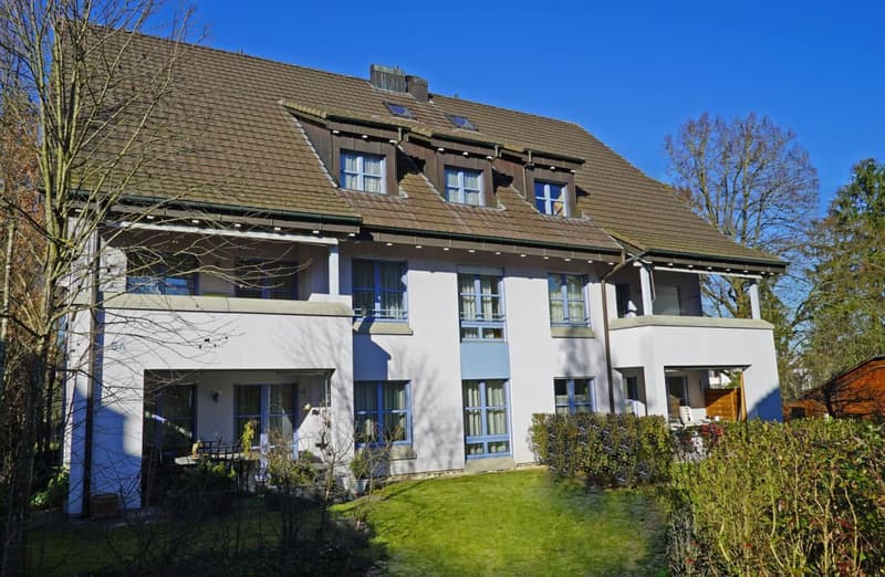 3.5-Zimmer-Gartenwohnung mit viel Privatsphäre (1)