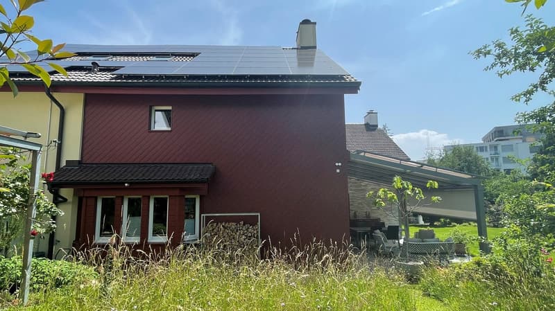 Charmantes 5.5-Zimmer-Doppeleinfamilienhaus in Kloten (6)