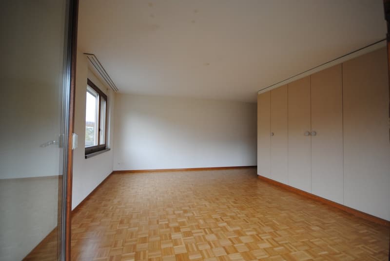 Helle 2-Zimmer-Wohnung mit Sitzplatz in Küttigen (4)