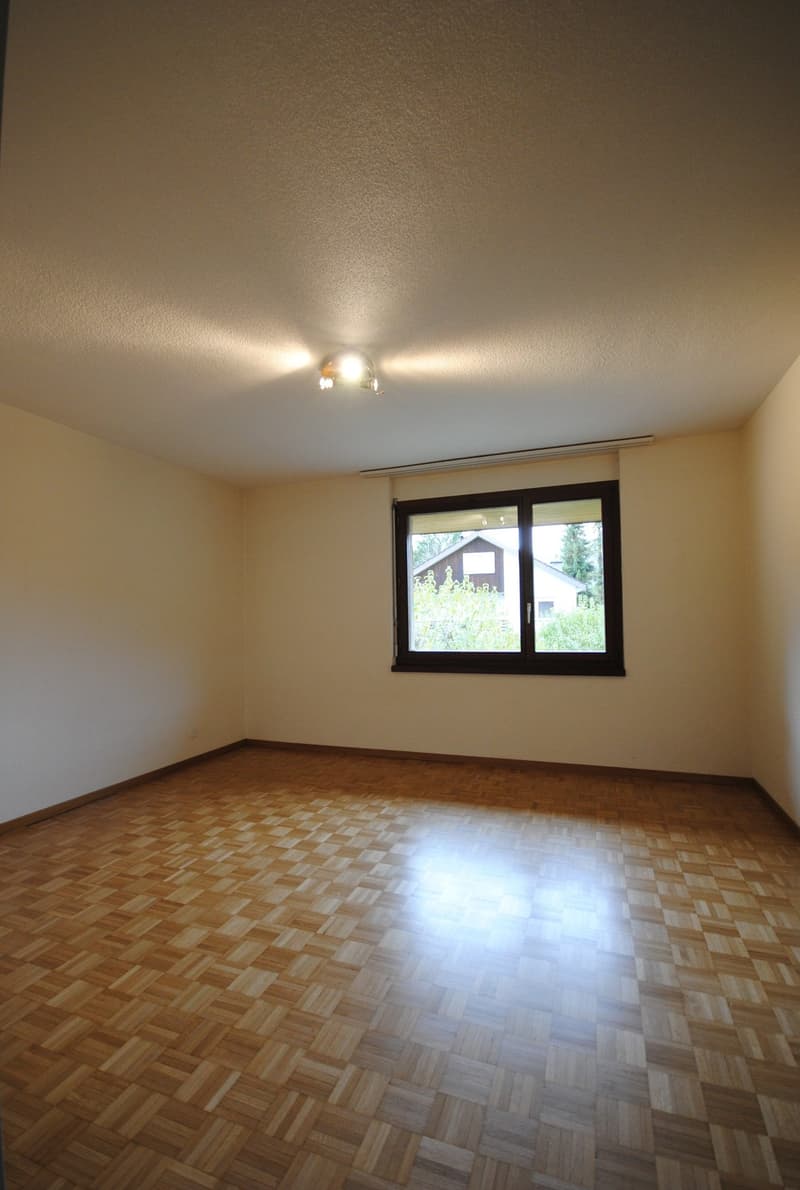 Helle 2-Zimmer-Wohnung mit Sitzplatz in Küttigen (6)