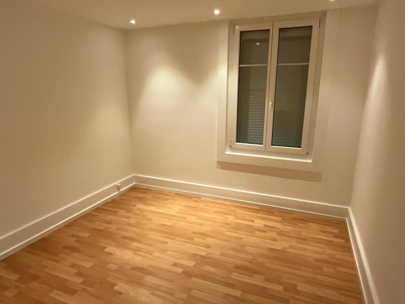Appartement rénové de 3 pièces à Neuchâtel – Disponible immédiatement (5)