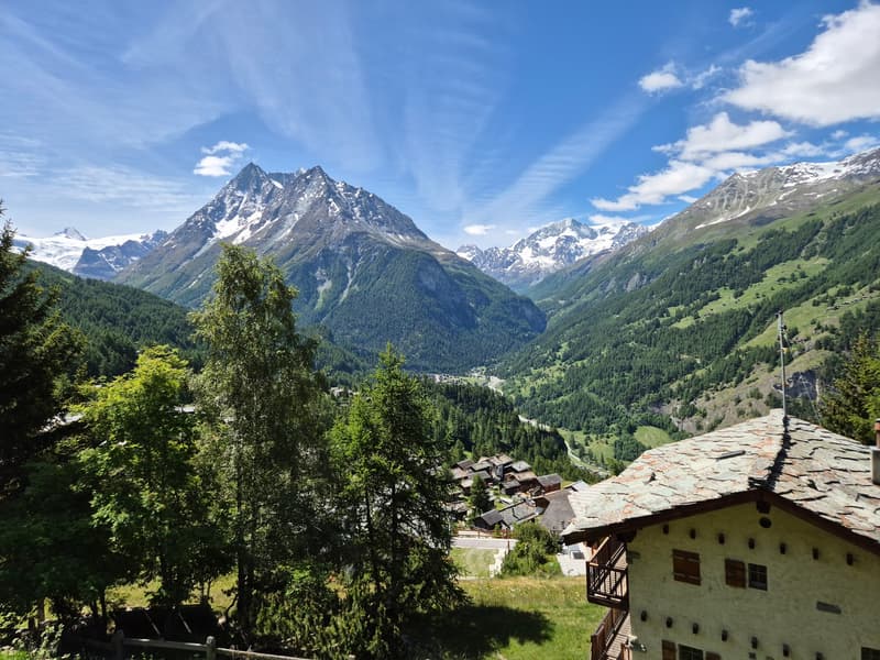 Chalet de caractère à Villa (Evolène) - Vue panoramique - Ensoleillement maximal (14)
