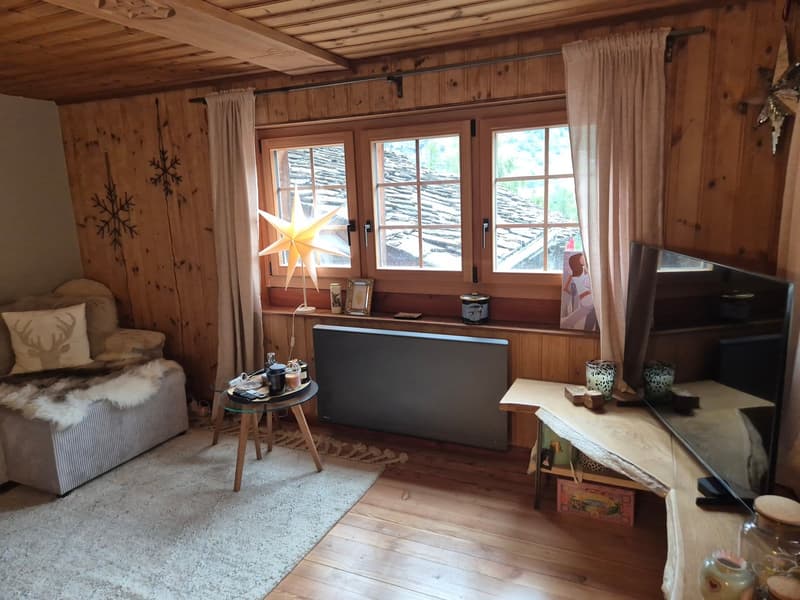 Appartement cosy dans maison villageoise authentique - Lannaz/Evolène - 70 m2 (10)