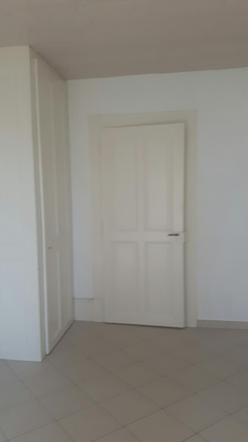 Spacieux appartement de 4 pièces avec balcon à Neuchâtel (5)
