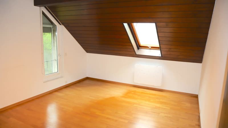 Villa familiale de 5.5 pièces à Agiez avec piscine (13)