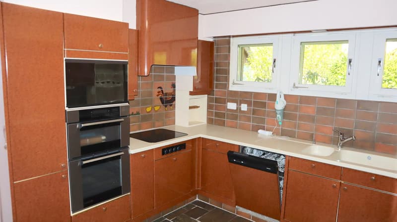 Villa familiale de 5.5 pièces à Agiez avec piscine (6)