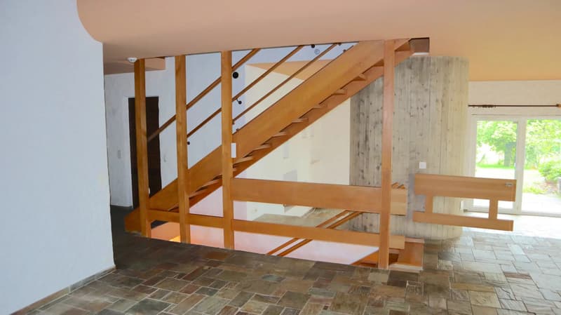 Villa familiale de 5.5 pièces à Agiez avec piscine (11)