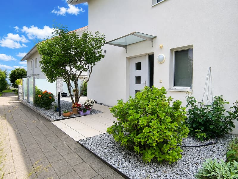 6.5-Zi-Doppeleinfamilienhaus mit Weitsicht, Sauna, 2 Einstellplätzen + 1 Parkplatz (28)