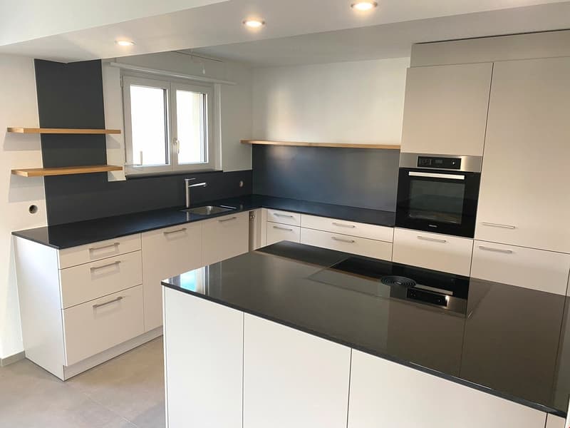 Modern wohnen an zentraler Lage – komplett sanierte 4.5-Zimmerwohnung (4)