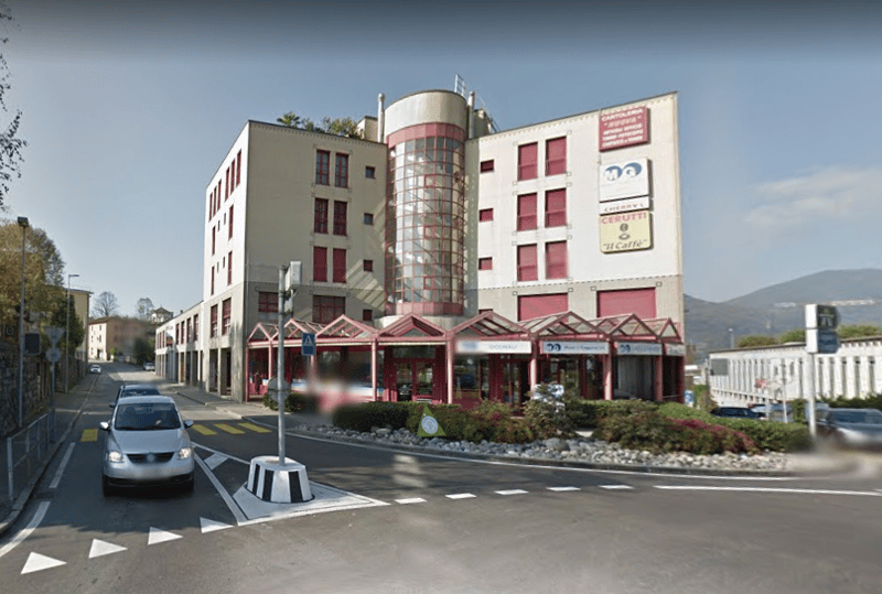 Ufficio con vetrina + 2 posteggi | Centro Mendrisio (13)