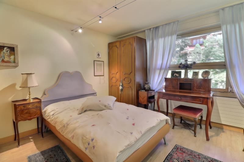 Chambre à coucher / Schlafzimmer / Bedroom