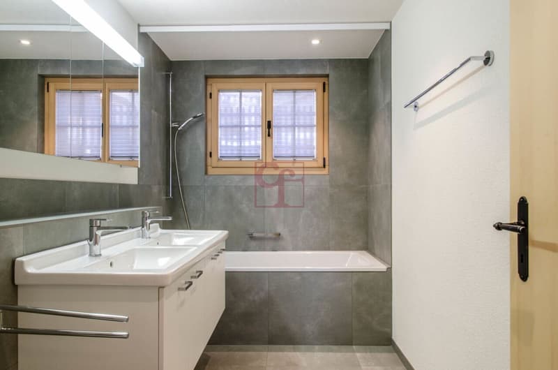Appartement lumineux de 4,5 pièces avec vue imprenable à Château-d'Oex (3)