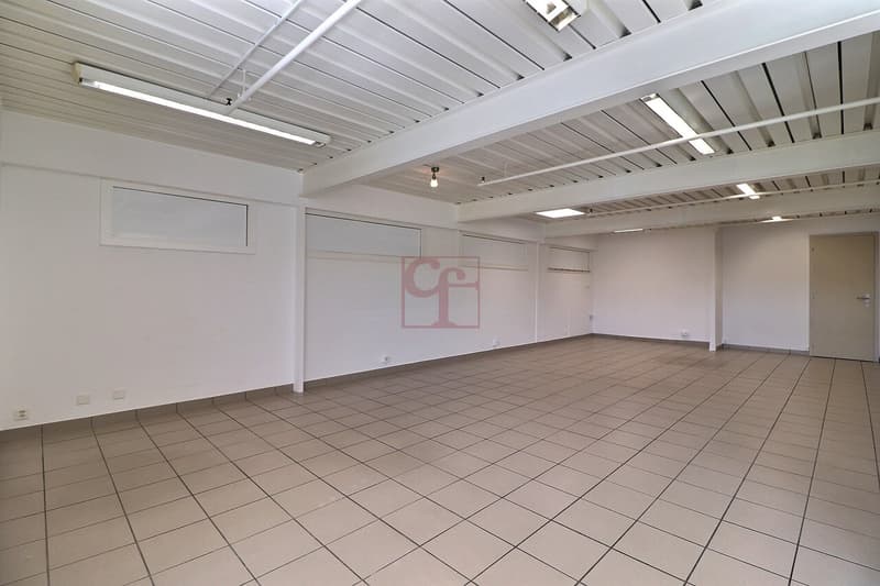 Local salle sport ou soin à louer (2)
