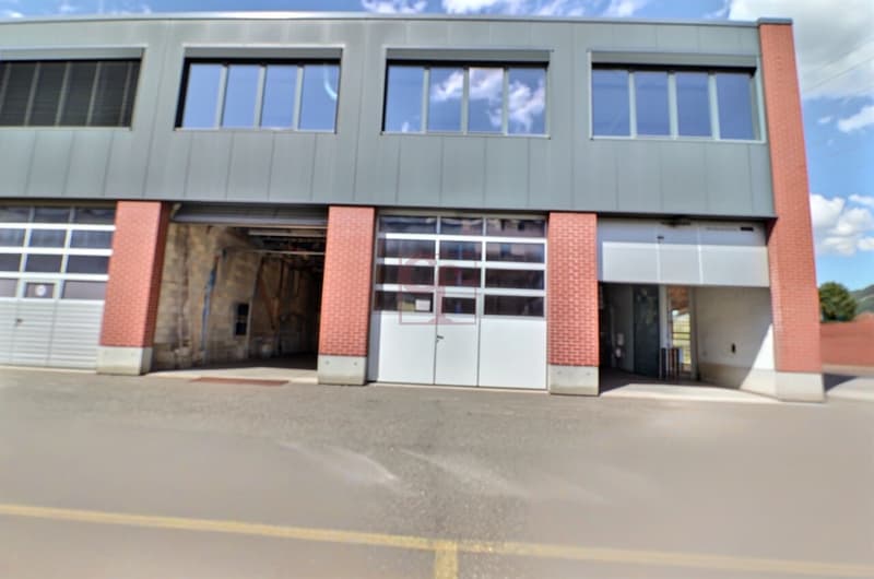 À louer - Local commercial (atelier, dépôt et bureau) de 400 m² (9)