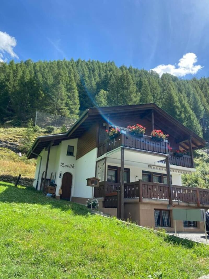 Saas-Grund. Zenith 3.5 Zimmerwohnung. U..., Brunnenweg 28, CHF 375000 | homegate.ch