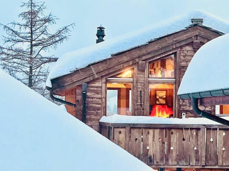Exklusives Chalet auf der Sonnenseite von Saas-Fee (2)