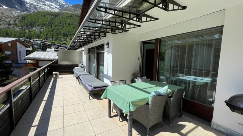 Lage - Lage - Lage! Sehr geräumige 3.5 Zimmerwohnung beim Alpin Express. Reserviert. (22)