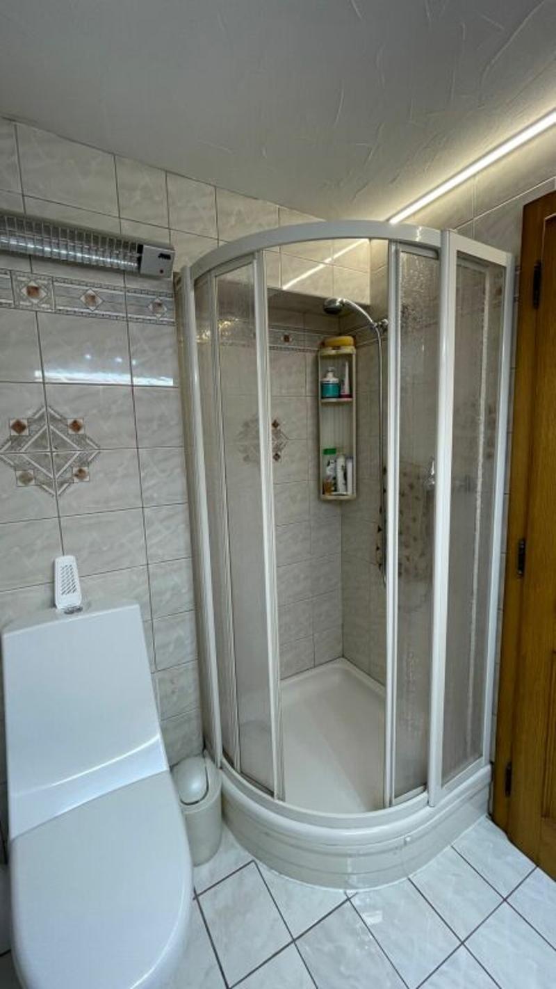Lage - Lage - Lage! Sehr geräumige 3.5 Zimmerwohnung beim Alpin Express. Reserviert. (7)