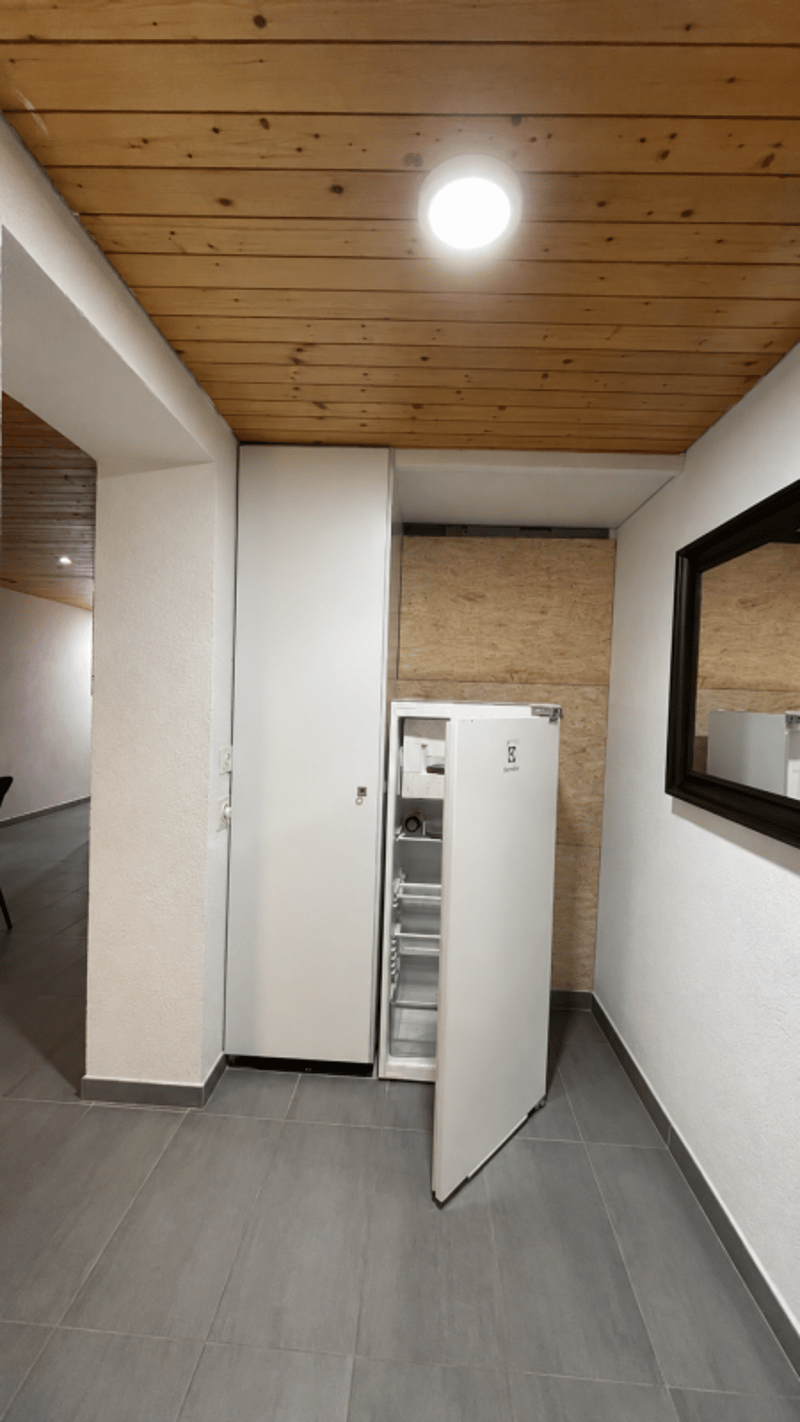 Geräumige 2.5 Zimmerwohnung mit Ostbalkon in der sonnigen Wildi (9)
