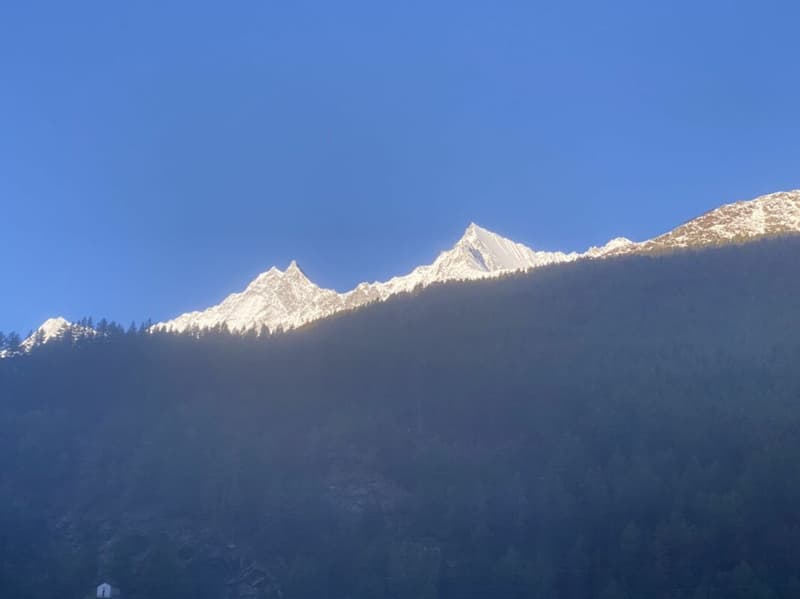 Monte Moro Gruppenhaus mit 93 Betten! Freie Sicht auf die umliegenden Berge. (13)