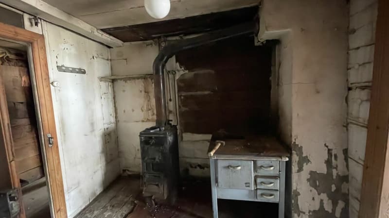 Traditionelle 2.5 Zimmerwohnung in altem Walliserhaus. (13)
