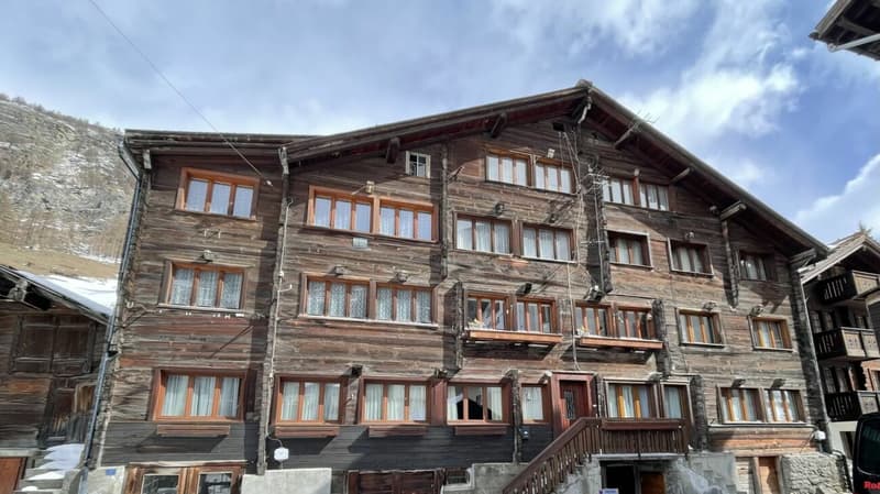 Traditionelle 2.5 Zimmerwohnung in altem Walliserhaus. (1)