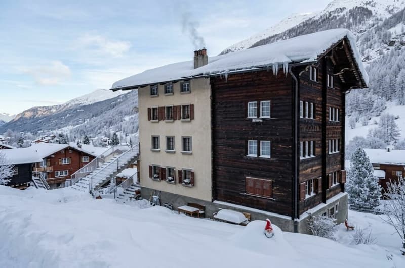 Wohnung in originalem Walliserhaus in einem der ältesten Weiler des Saastal. (1)