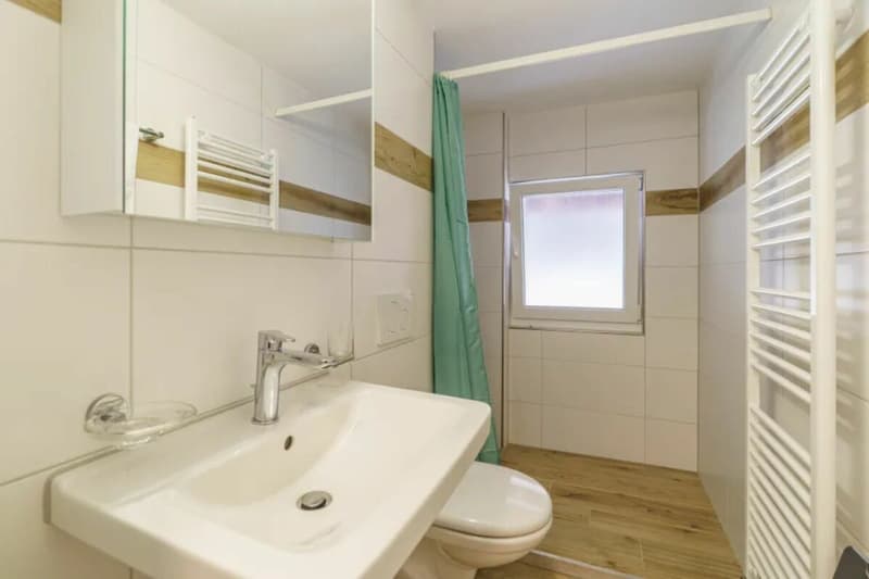 Astoria bei der Bergbahn Hohsaas. 5.5 Zimmer - Zweitwohnung. Attika. (10)