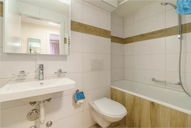 Astoria bei der Bergbahn Hohsaas. 5.5 Zimmer - Zweitwohnung. Attika. (11)