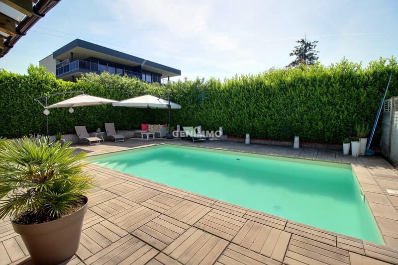 Très charmante villa avec piscine (1)