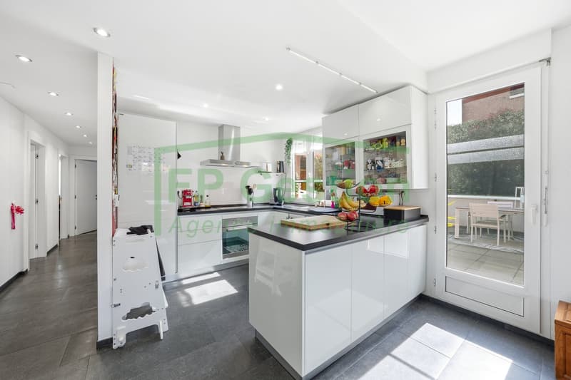 Luminineux et confortable appartement de 4 pièces avec jardin à vendre (7)