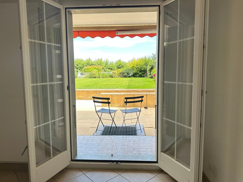 Magnifique appartement 3.5 pièces avec terrasse à vendre à deux pas du lac (3)