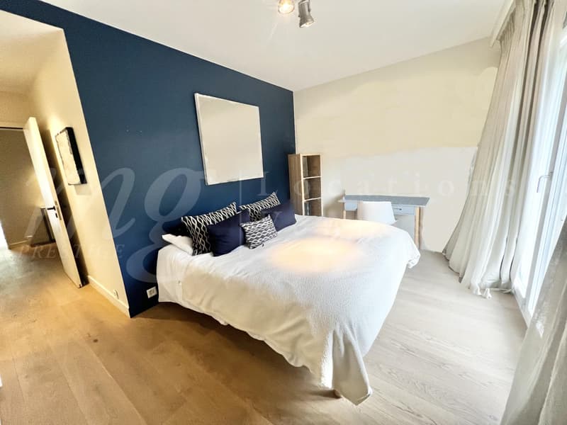 PROCHE VILLAGE ! SUPERBE APPARTEMENT DE 250 m2 AVEC LARGE TERRASSE ET VUE DEGAGEE (11)