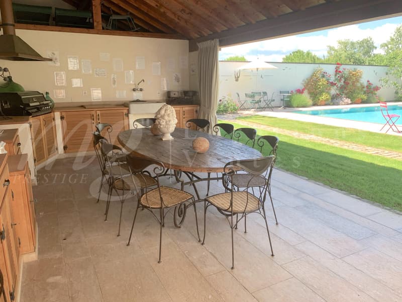 GRANDE MAISON DE MAITRE DE 12 PIECES AVEC BEAUCOUP DE CHARME - JARDIN PRIVATIF & PISCINE - 8 chambres (3)