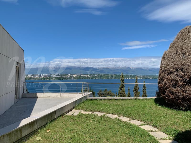 MAISON MODERNE DE 400 m2 hab - VUE PANORAMIQUE A 180 SUR LE LAC - PISCINE - ASCENSEUR (8)
