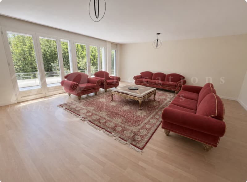 MAISON MODERNE DE 400 m2 hab - VUE PANORAMIQUE A 180 SUR LE LAC - PISCINE - ASCENSEUR (6)