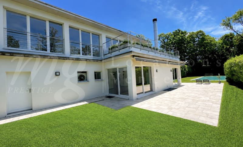 En exclusivité ! MAGNIFIQUE MAISON MODERNE DE 300 M2 AVEC GRAND JARDIN ET PISCINE (1)