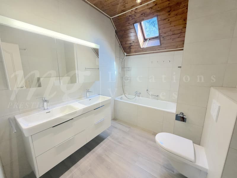 TRES BELLE ET GRANDE MAISON INDIVIDUELLE DE 9 PIECES - 5 CHAMBRES - PISCINE (12)