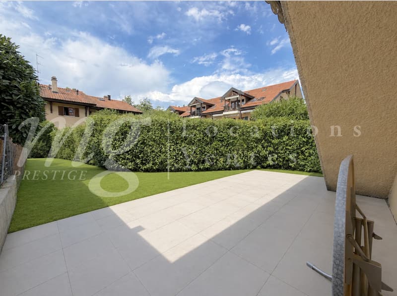 En Exclusivité !!! SUPERBE APPARTEMENT DE 152 m2 EN DUPLEX ATTTIQUE AVEC BELLE TERRASSE/JARDIN (1)