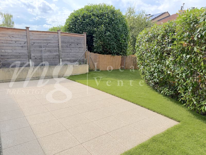 En Exclusivité !!! SUPERBE APPARTEMENT DE 152 m2 EN DUPLEX ATTTIQUE AVEC BELLE TERRASSE/JARDIN (10)