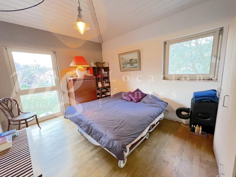 SUPERBE MAISON INDIVIDUELLE DE 250 m2 hab - RAVISSANT JARDIN CLOTUREE - ARBORISE - ET CALME DE 1100 m2 (7)