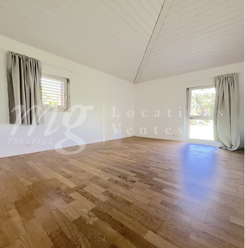 SUPERBE MAISON INDIVIDUELLE DE 250 m2 hab - RAVISSANT JARDIN CLOTUREE - ARBORISE - ET CALME DE 1100 m2 (10)
