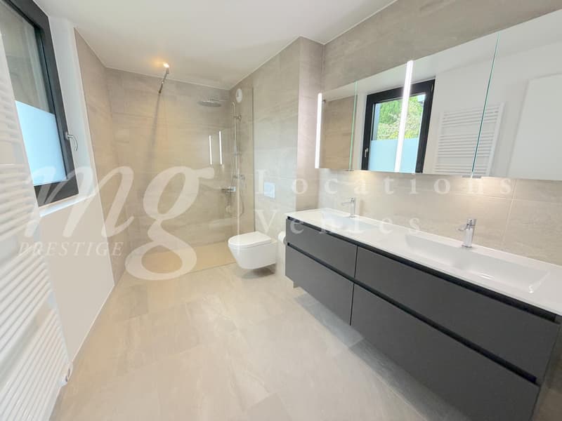 SUPERBE MAISON CONTEMPORAINE NEUVE DE 280 m2 - AVEC VUE LAC !! LARGE TERRASSE - + PROCHE LAC & PLAGE (9)