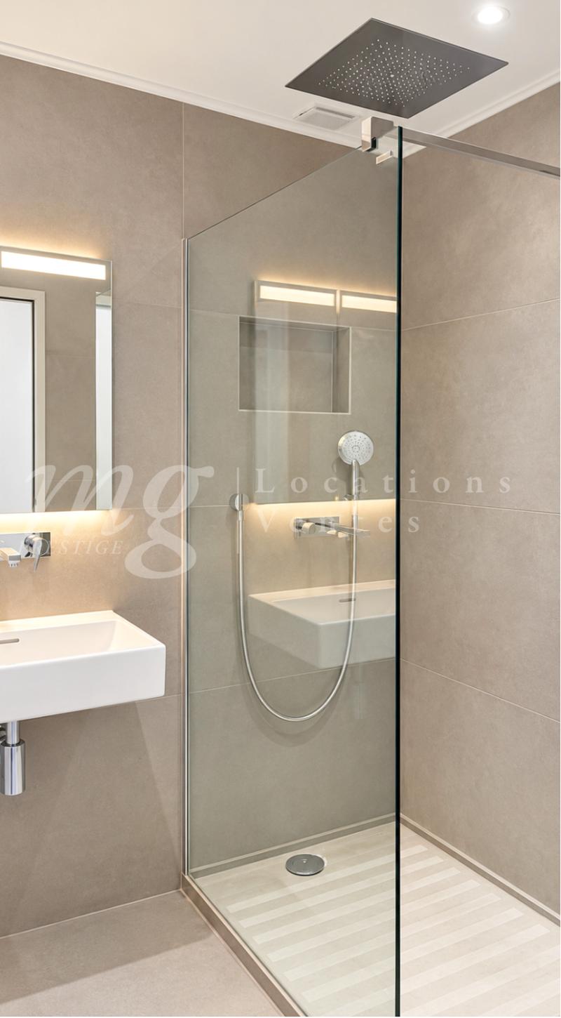 MAGNIFIQUE APPARTEMENT DE 6 PIECES AU 6EME ETAGE AVEC BALCON ET VUE DEGAGEE (9)
