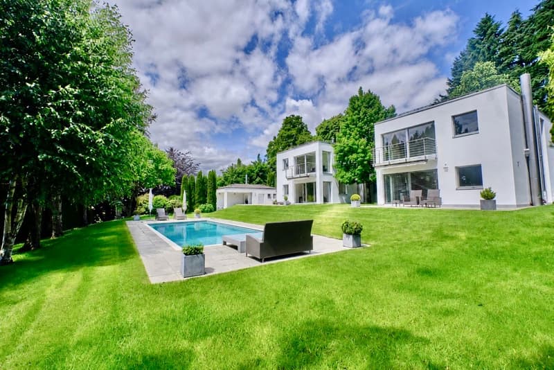 : Exceptional contemporary residence Close to Golf (4)