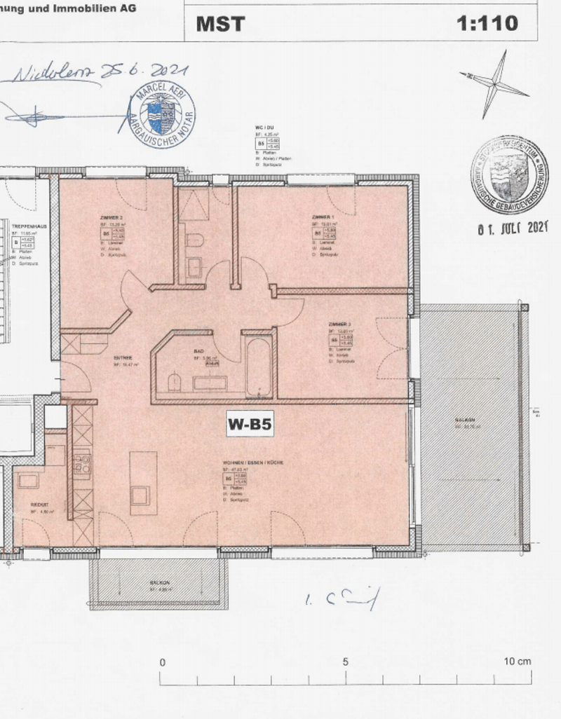 Floor plan of a house with 3 bedrooms, living room, kitchen, bathroom, and balcony