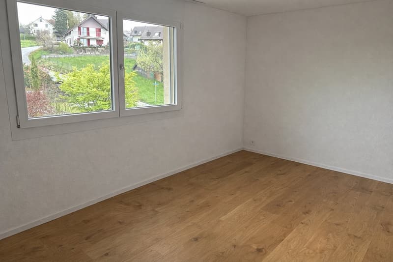 Moderne 4.5-Zimmer-Wohnung mit zwei Balkonen in Fahrwangen (8)