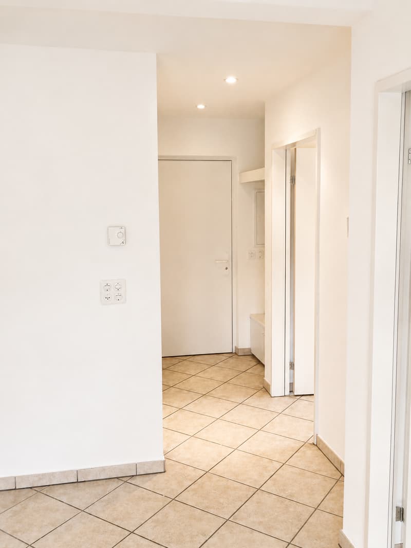 Ruhige 4-Zimmer-Erdgeschosswohnung mit grosszügigem Sitzplatz (2)